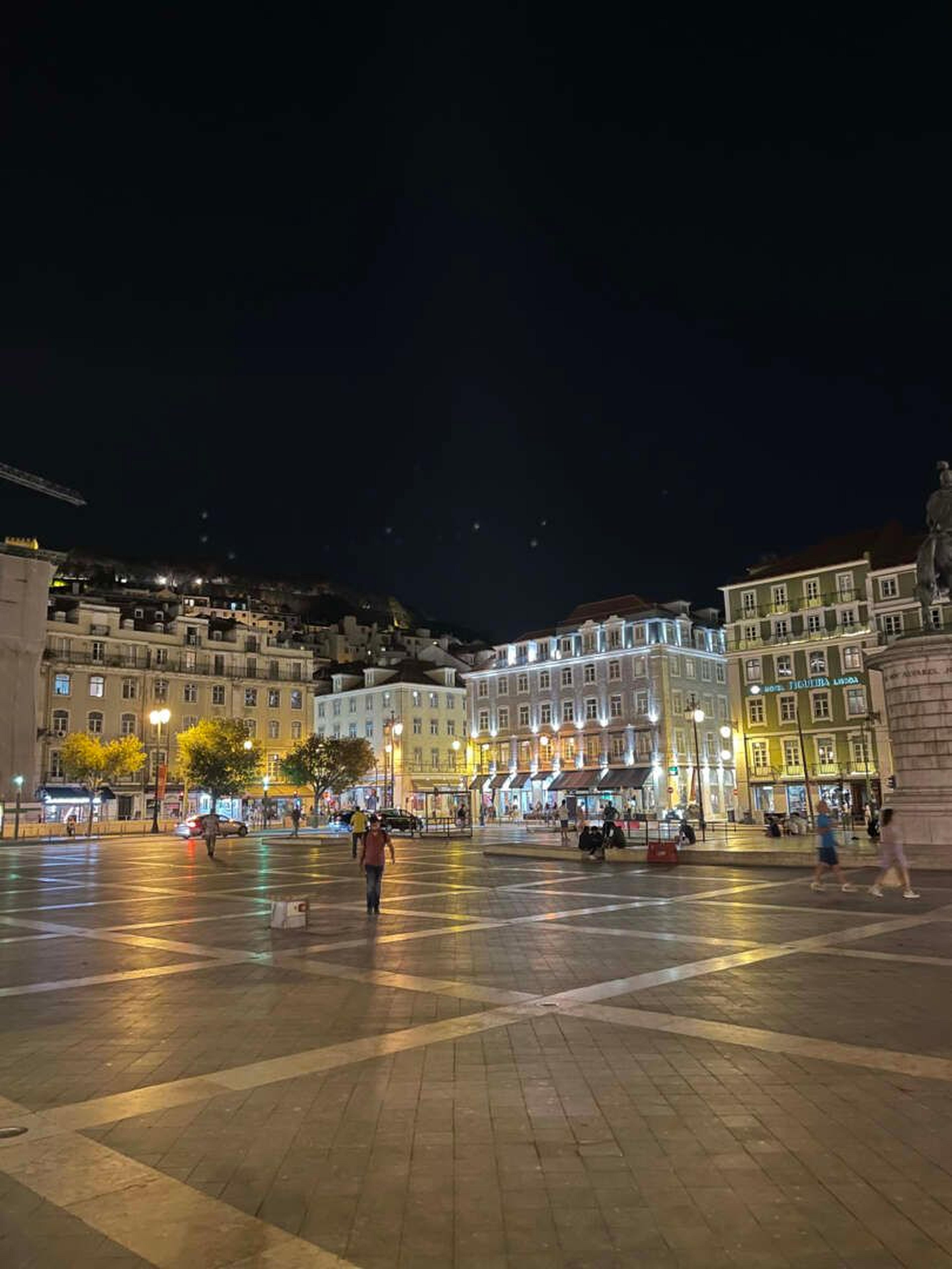 Lisbon praca dom pedro